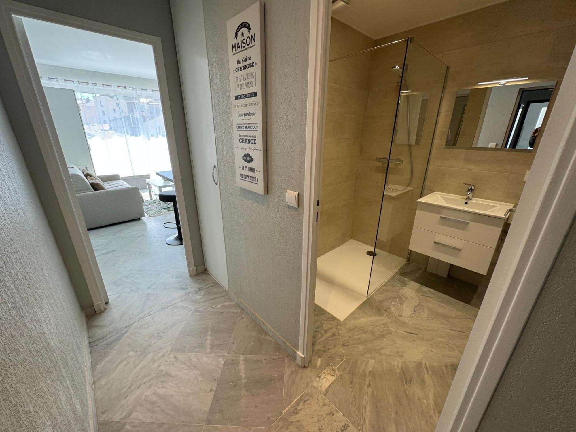Esperance Apartment Кан Екстериор снимка
